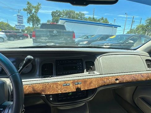 Used 2011 Mercury Grand Marquis LS RWD image 43
