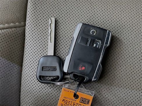 Used 2015 GMC Sierra 1500 SLT w/ SLT Crew Cab Value Package image 20