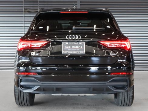 Used 2025 Audi Q3 2.0T Premium w/ Convenience Package image 15