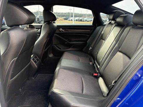 Used 2019 Honda Accord Sport image 12