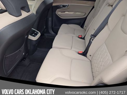 Used 2026 Volvo XC90 B6 Plus w/ Protection Package Premier AWD/4WD image 25