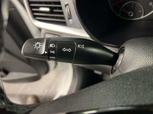 Used 2020 Kia Optima SE FWD image 21