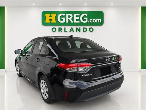 Used 2024 Toyota Corolla LE FWD image 2