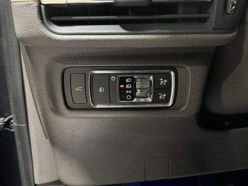 Certified 2022 Lincoln Corsair Reserve w/ Equipment Group 201A image 8