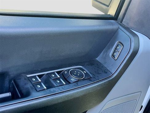 Used 2023 Ford F350 XL image 17
