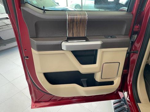 Used 2019 Ford F150 Lariat w/ Equipment Group 501A Mid image 21