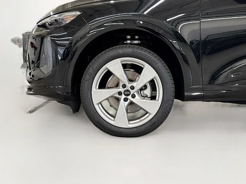 New 2026 Audi Q5 Premium Plus w/ Premium Plus AWD/4WD image 23