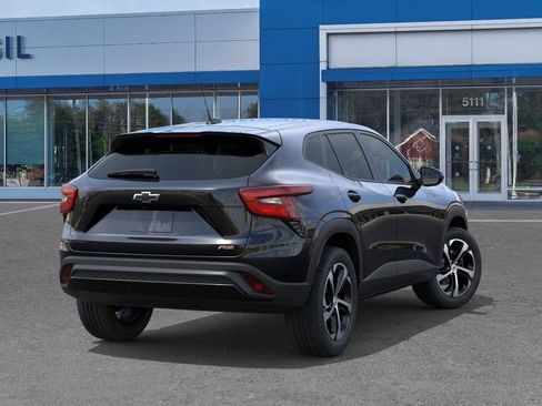 New 2026 Chevrolet Trax RS w/ Driver Confidence Package FWD image 4