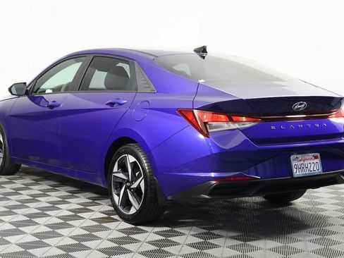 Used 2023 Hyundai Elantra SEL w/ Convenience Package FWD image 6