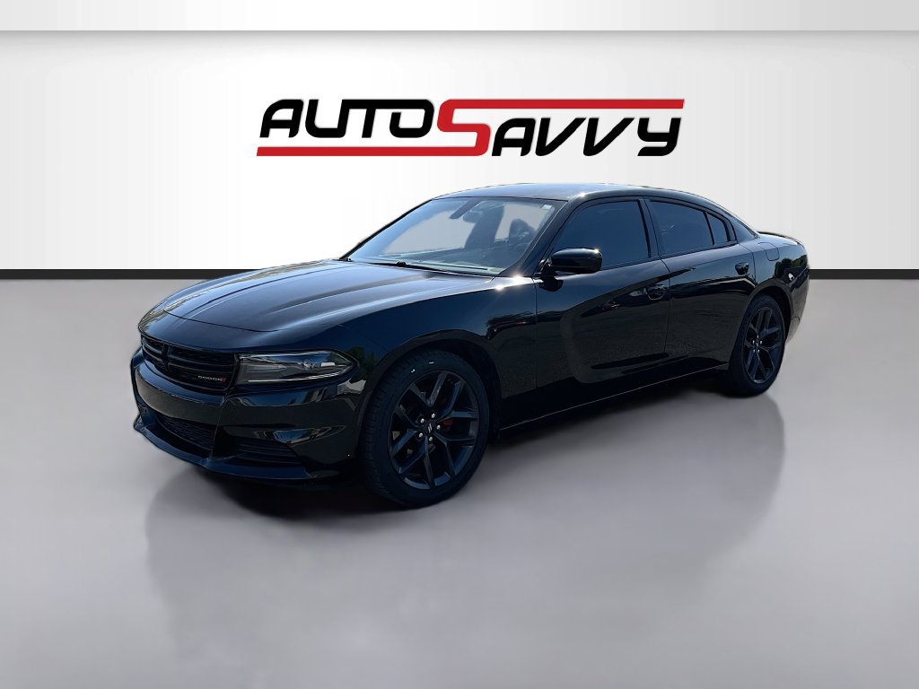 Used 2023 Dodge Charger SXT w/ Blacktop Package RWD image 3