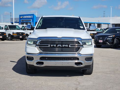 Used 2022 RAM 1500 Laramie AWD/4WD image 2