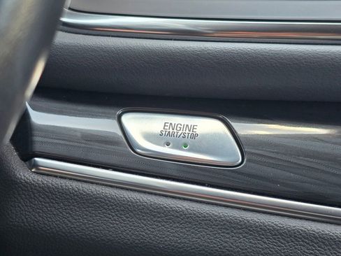 Certified 2023 Buick Enclave Essence FWD image 32