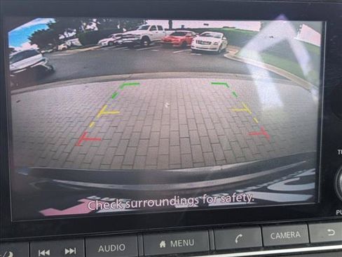 Used 2024 Nissan Altima 2.5 SV FWD image 13