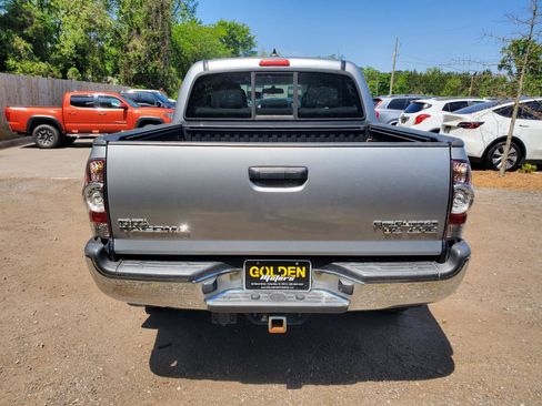 Used 2015 Toyota Tacoma PreRunner w/ SR5 Package image 5