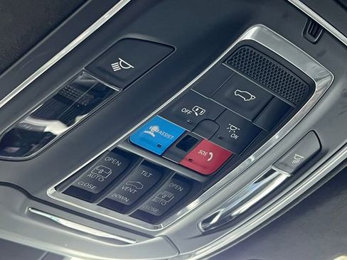 Used 2024 Jeep Wagoneer Launch Edition image 36