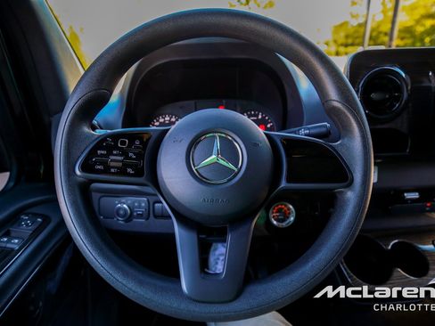 Used 2020 Mercedes-Benz Sprinter 3500 w/ Windows All Around Package image 12