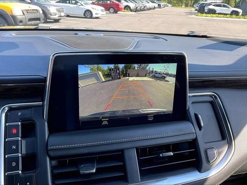 Used 2024 Chevrolet Tahoe Premier AWD/4WD image 14