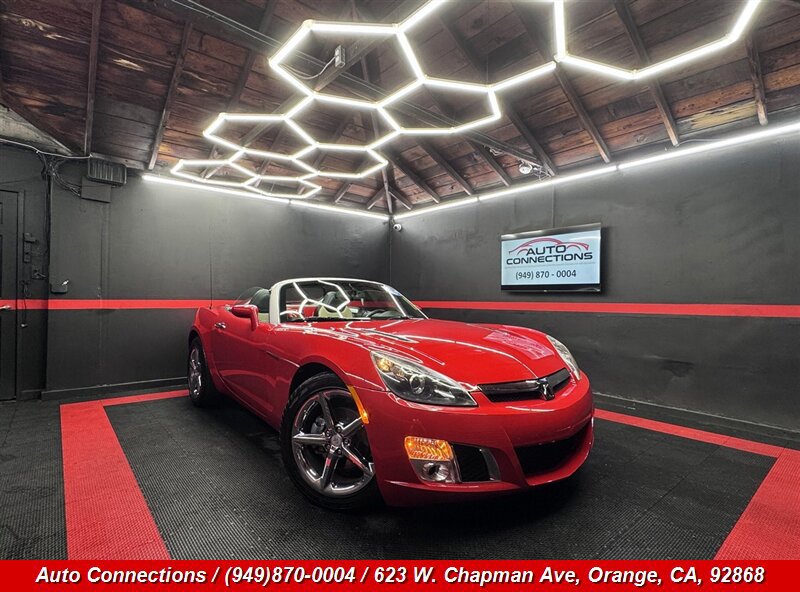 Used 2008 Saturn Sky Red Line RWD image 1
