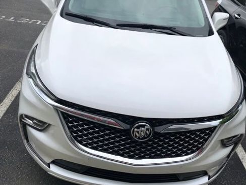 Used 2024 Buick Enclave Avenir w/ Avenir Technology Package FWD image 4
