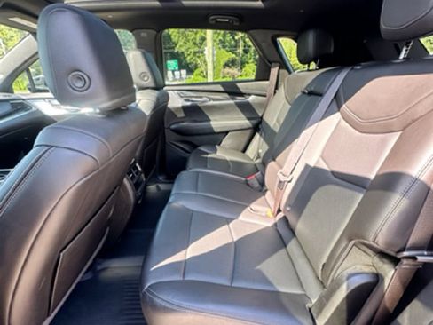 Used 2021 Cadillac XT5 Premium Luxury FWD image 18