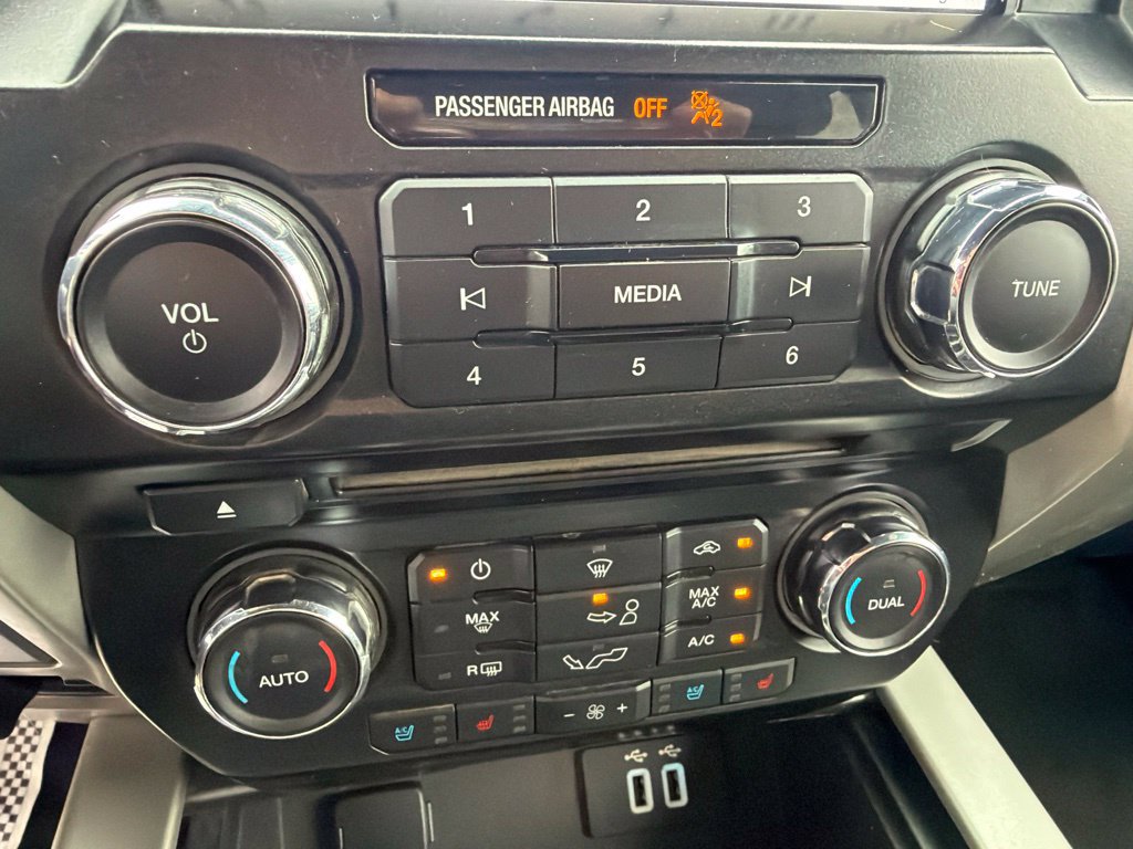 Used 2016 Ford F150 Lariat AWD/4WD image 22