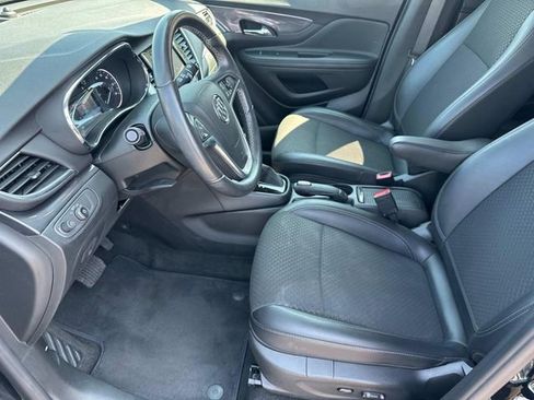 Used 2022 Buick Encore Preferred w/ Safety Package image 18