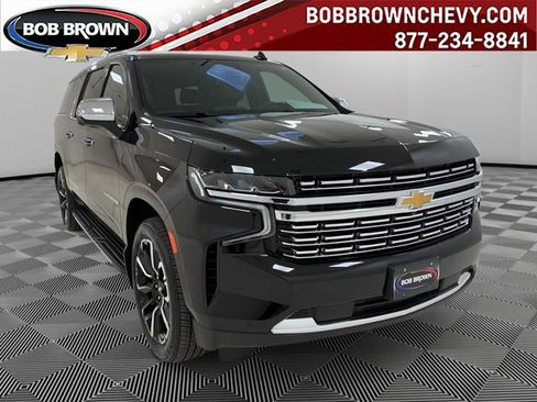 Used 2024 Chevrolet Suburban Premier image 1