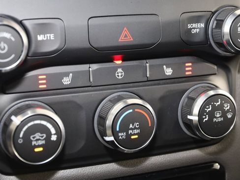 Used 2023 RAM 1500 Big Horn image 8