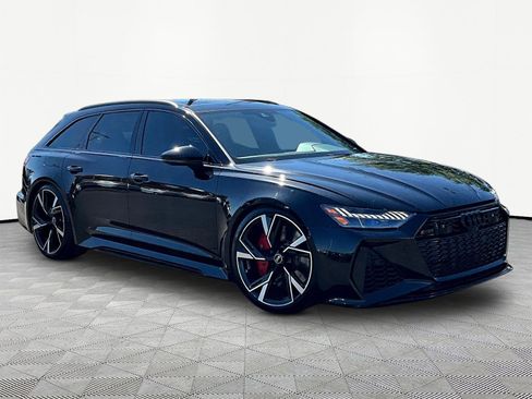 Used 2022 Audi RS 6 AWD/4WD image 3
