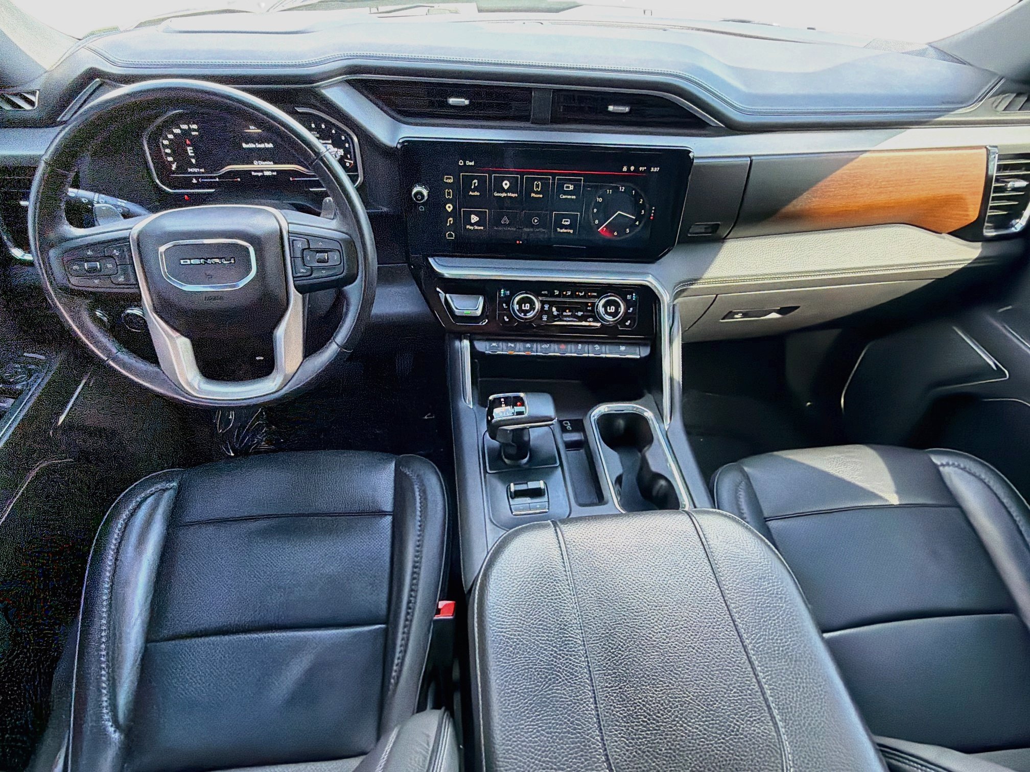 Used 2023 GMC Sierra 1500 Denali AWD/4WD image 15