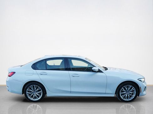 Used 2023 BMW 330i xDrive Sedan image 2