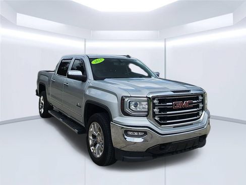 Used 2018 GMC Sierra 1500 SLT w/ Texas SLT Premium Package AWD/4WD image 3