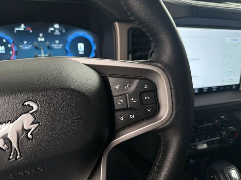 Used 2025 Ford Bronco Outer Banks image 47