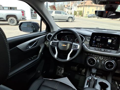 Used 2023 Chevrolet Blazer LT w/ Sound & Technology Package AWD/4WD image 14