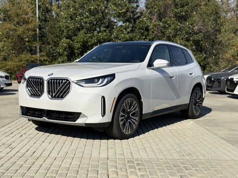 New 2026 BMW X3 xDrive30 w/ M Sport Package image 2