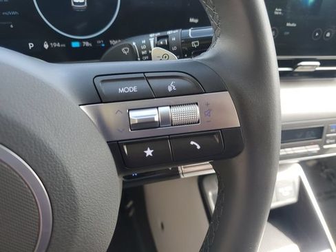 Used 2024 Hyundai Kona SEL FWD image 18