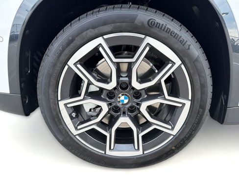 Used 2026 BMW X1 xDrive28i w/ Technology Package AWD/4WD image 12
