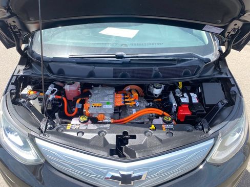 Used 2019 Chevrolet Bolt LT FWD image 22