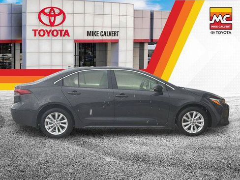 Certified 2026 Toyota Corolla XLE FWD image 6