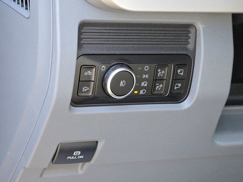 New 2026 Ford F250 XLT w/ XLT Premium Package image 15