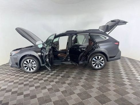 Used 2023 Subaru Outback Touring w/ Tech Package 3 AWD/4WD image 13