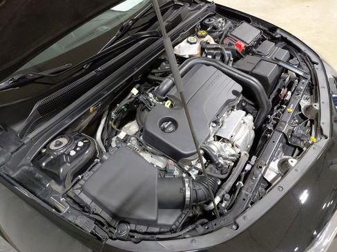 Used 2024 Chevrolet Malibu LT image 40