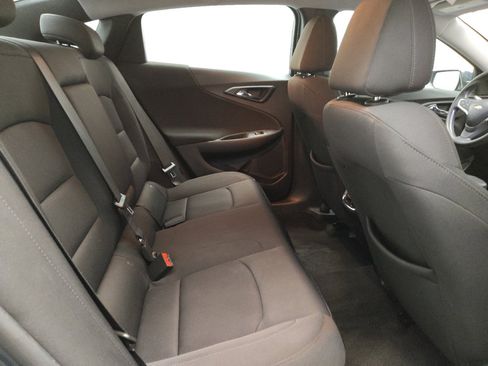Used 2020 Chevrolet Malibu LT FWD image 19