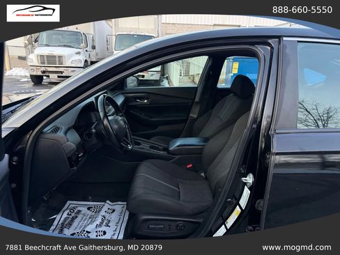Used 2023 Honda Accord Sport image 13