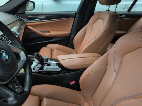 Used 2017 BMW 540i RWD image 7