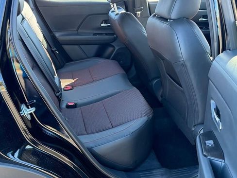 New 2026 Nissan Kicks SR FWD image 24