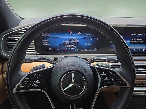 Used 2024 Mercedes-Benz GLE 350 4MATIC image 4