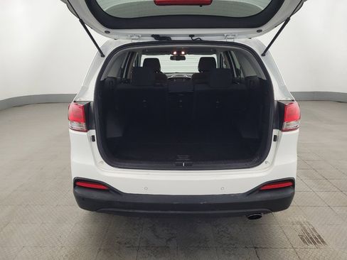 Used 2016 Kia Sorento AWD w/ LX Convenience Package image 29