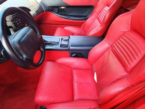 Used 1994 Chevrolet Corvette Base image 16