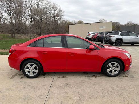 Used 2015 Chevrolet Cruze LT FWD image 7